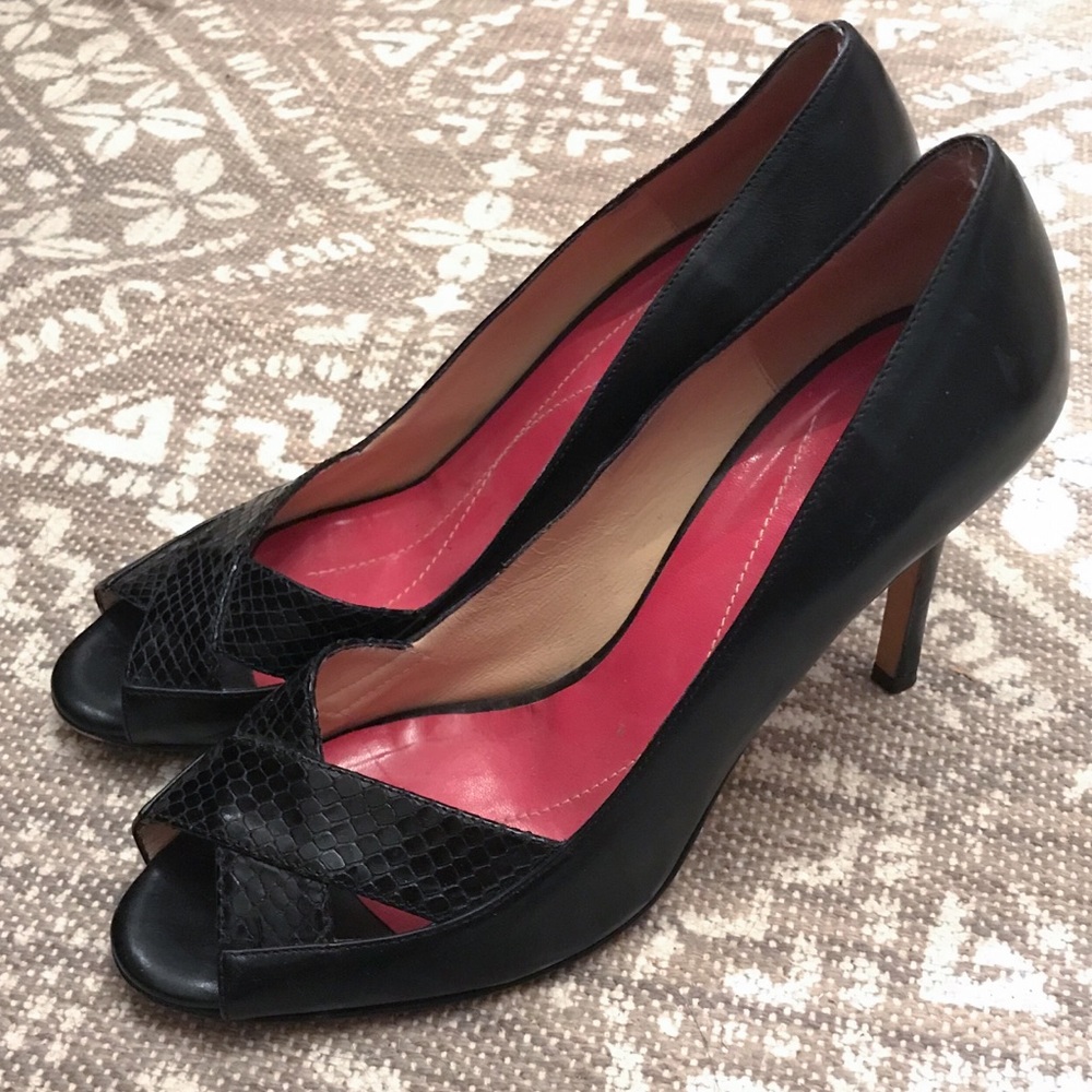 ♠️ Kate Spade Gwennie Black Leather Peep Toe 8